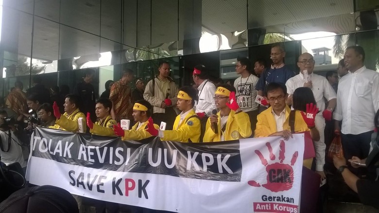 Wakil Ketua MKD DPR: Bila Kop Presiden Palsu, Pemerintah Pasti Bereaksi