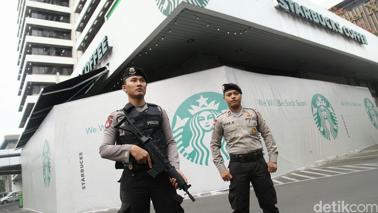 6 Tersangka Dibekuk Terkait Bom Thamrin: Beli Bahan Bom Hingga Senpi 6 Tersangka Dibekuk Terkait Bom Thamrin: Beli Bahan Bom Hingga Senpi