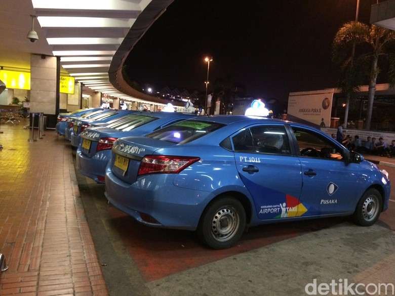 Taksi Blue Bird Mulai Layani Penumpang Lagi di Bandara Soekarno-Hatta