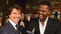 Pesona Tom Cruise di Acara Amal