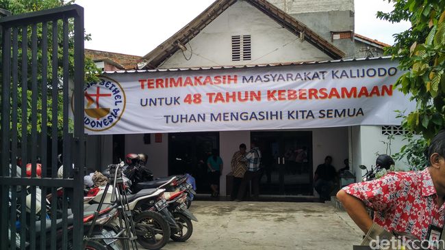 basuki gereja ahok Jemaat Bersedia Gereja Bongkar di GBI Ahok Apresiasi yang Kalijodo