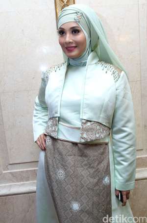 Keluar Dari Rutan Eddies Adelia Fokus Cari Uang Keluar Dari Rutan Eddies Adelia Fokus Cari Uang