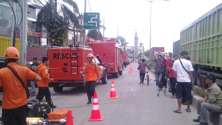  Dua Korban Bangunan Roboh, Dishub Tutup Jl Gedong Panjang Jakut