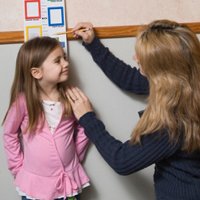 Memprediksi Tinggi Badan Anak Memprediksi Tinggi Badan Anak