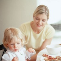 Bagaimana Mengatasi Anak yang Susah Makan? Bagaimana Mengatasi Anak yang Susah Makan?