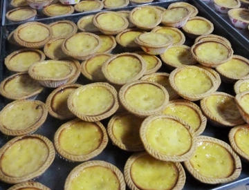 Krenyes Manis, Pie Susu dari Gang Nuri Krenyes Manis, Pie Susu dari Gang Nuri