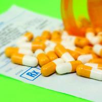 Macam-macam Efek Samping Obat yang Tak Bisa Diremehkan Macam-macam Efek Samping Obat yang Tak Bisa Diremehkan