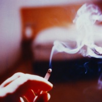 Kenapa Bau Asap Rokok Susah Hilang? Kenapa Bau Asap Rokok Susah Hilang?