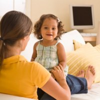 Kenapa Anak 14 Bulan Belum Bisa Ngomong? Kenapa Anak 14 Bulan Belum Bisa Ngomong?