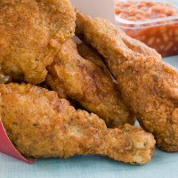 Ayam untuk Junk Food Banyak Disuntik Antibiotik Ayam untuk Junk Food Banyak Disuntik Antibiotik