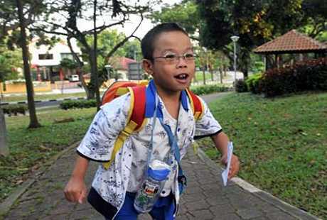 Bocah yang Tak Pernah Pipis Selama 3 Tahun Bocah yang Tak Pernah Pipis Selama 3 Tahun