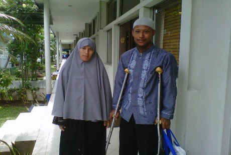 Kisah Cancer Survivor: Masih Untung Saya Kehilangan 1 Kaki, Bukan 2 Kisah Cancer Survivor: Masih Untung Saya Kehilangan 1 Kaki, Bukan 2