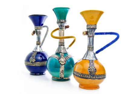 Studi: Shisha Tidak Lebih Aman Dibandingkan Rokok Studi: Shisha Tidak Lebih Aman Dibandingkan Rokok