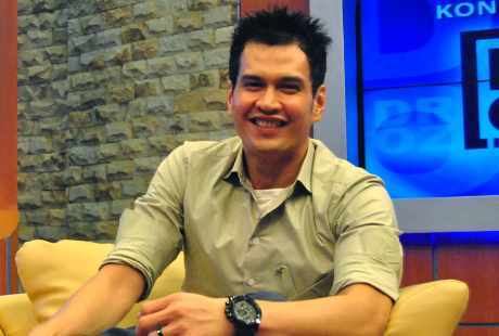 Dr Ryan Thamrin, Mantan Cover Boy yang Lebih Mencintai Dunia Medis Dr Ryan Thamrin, Mantan Cover Boy yang Lebih Mencintai Dunia Medis