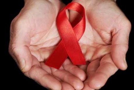 Bolehkah Ibu dengan HIV-AIDS Menyusui Bayinya? Bolehkah Ibu dengan HIV-AIDS Menyusui Bayinya?