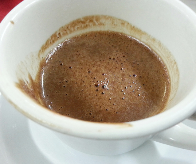 Tsokolate Batirol, Minuman Cokelat Enak dengan Gurih Kacang Tsokolate Batirol, Minuman Cokelat Enak dengan Gurih Kacang